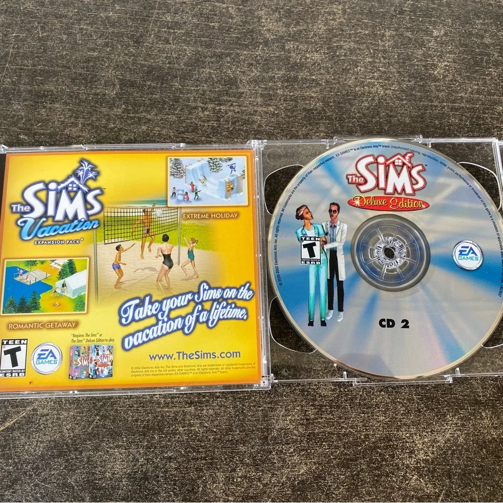 The Sims Deluxe Edition Computer Games PC CD ROM Windows EA Games 2 Discs
